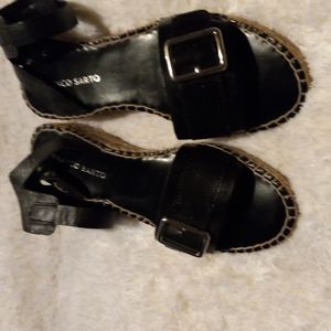 SANDLES  BY Franco sarto